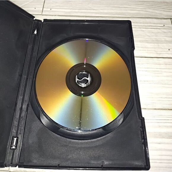 Us Movie (DVD, 2019, Horror) Jordan Peele (English/French) Universal Studios - Picture 4 of 5